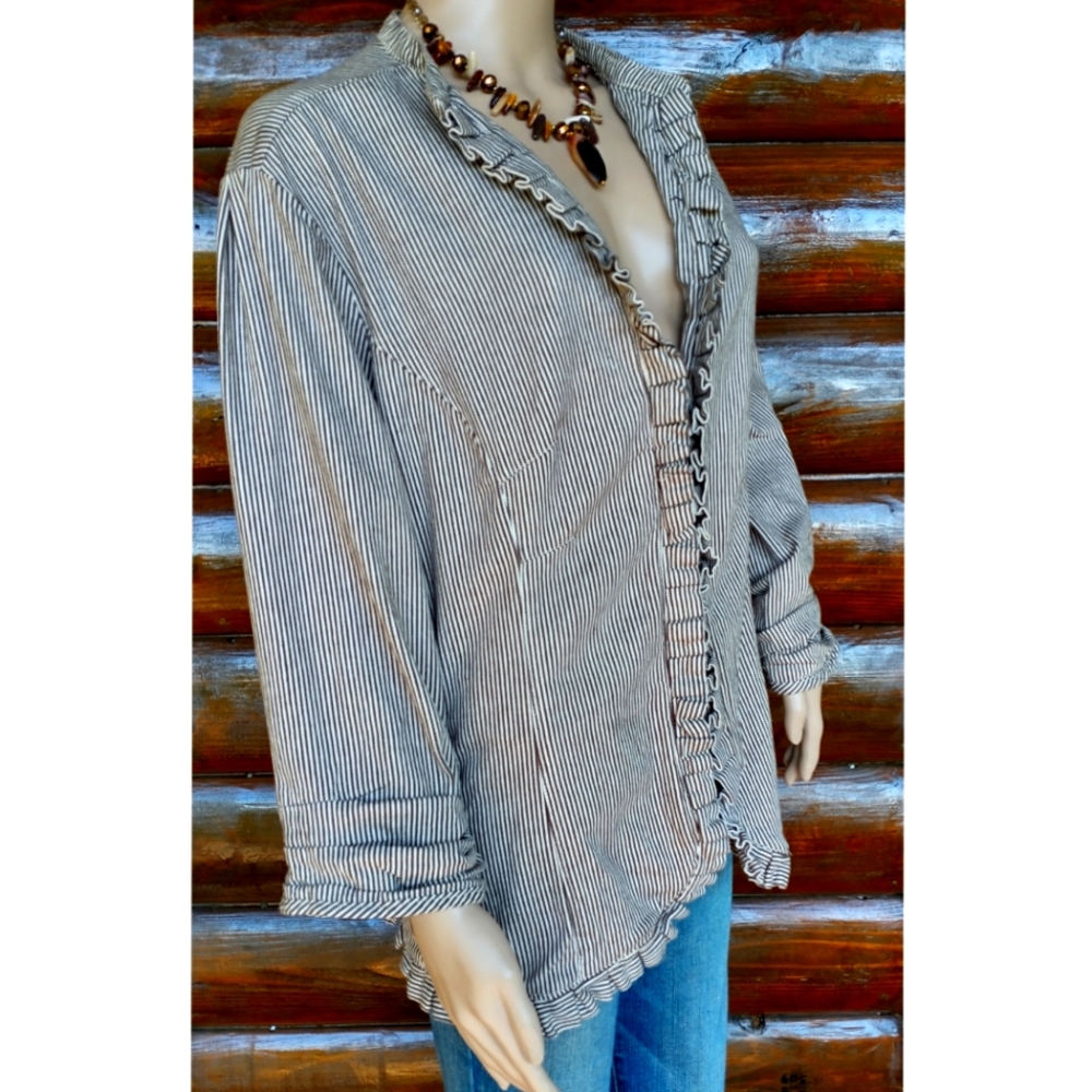 Live a Little Ruffled Striped Jacket - Picture 3 of 7